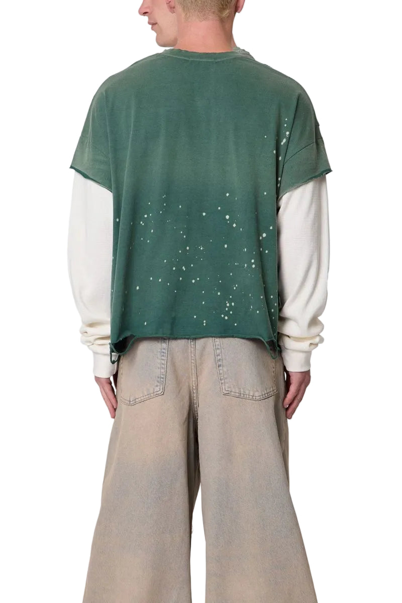 MNML LAYERED DISTRESSED PAINTED LS TEE GREEN