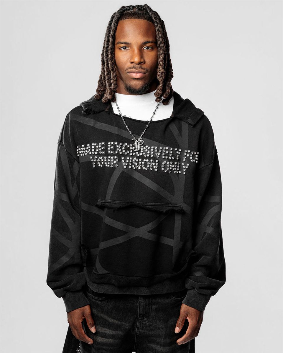 VISIONARY CLUB "TWISTED CHAOS" DISTRESSED HOODIE (TRIPLE BLACK)