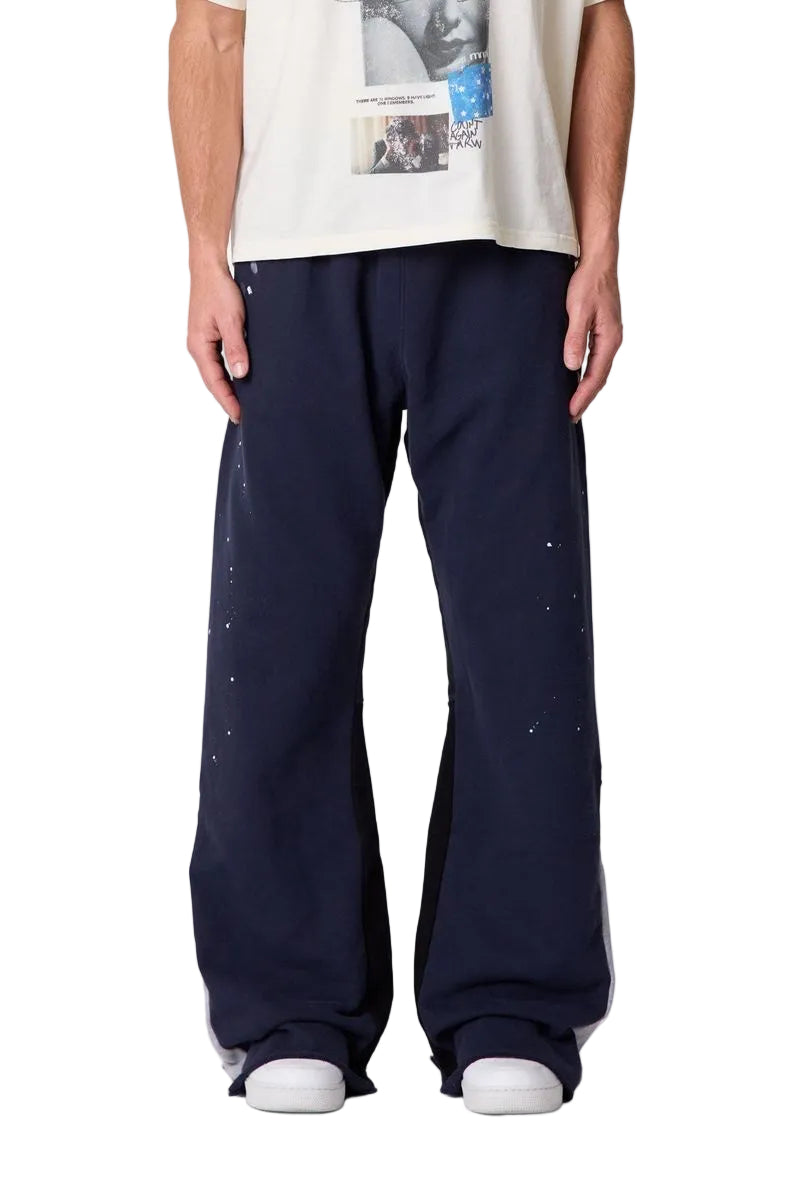 mnml Contrast Kick Flare Sweatpants - Navy