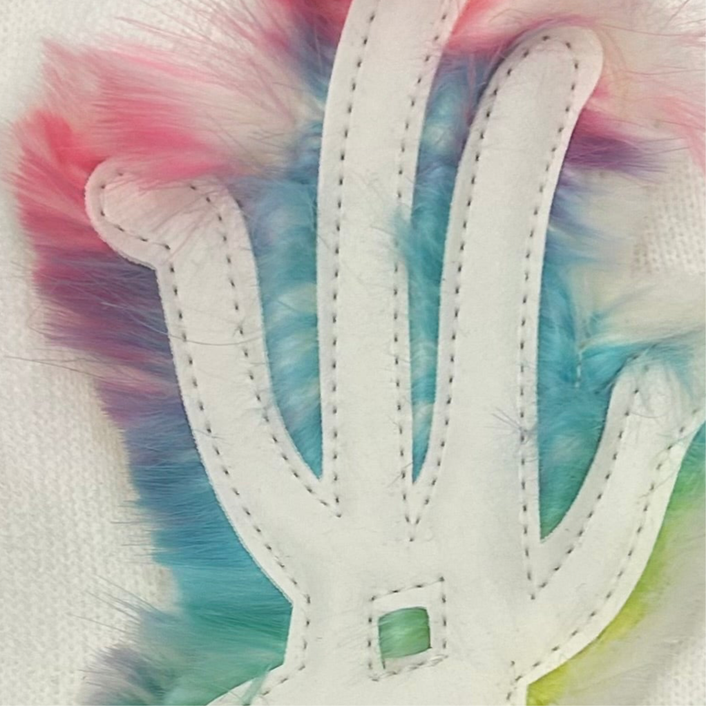 YKWYK WHITE & RAINBOW FUR BEANIE
