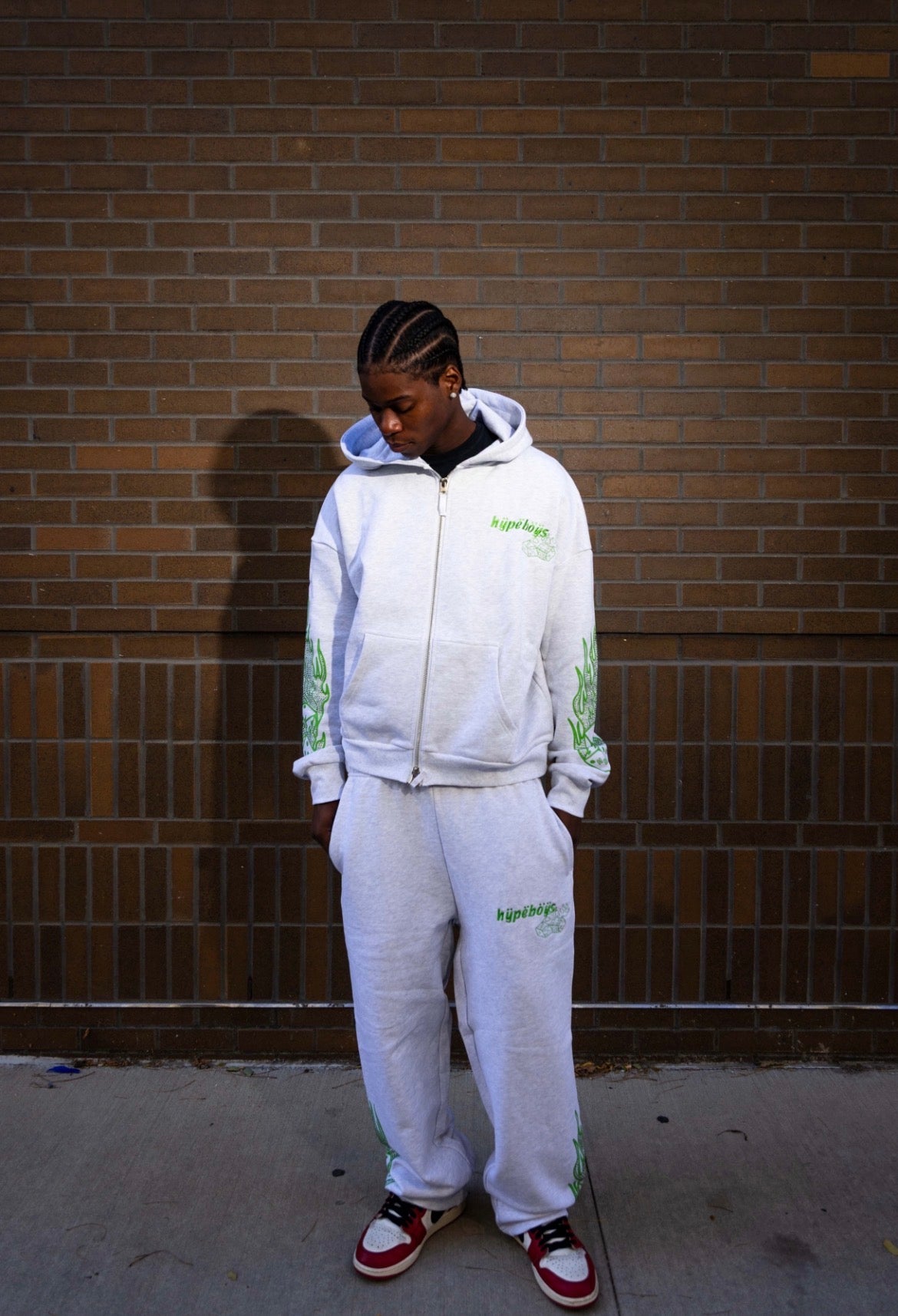 HYPEBOYS DICE SWEATPANTS IN GREY & GREEN