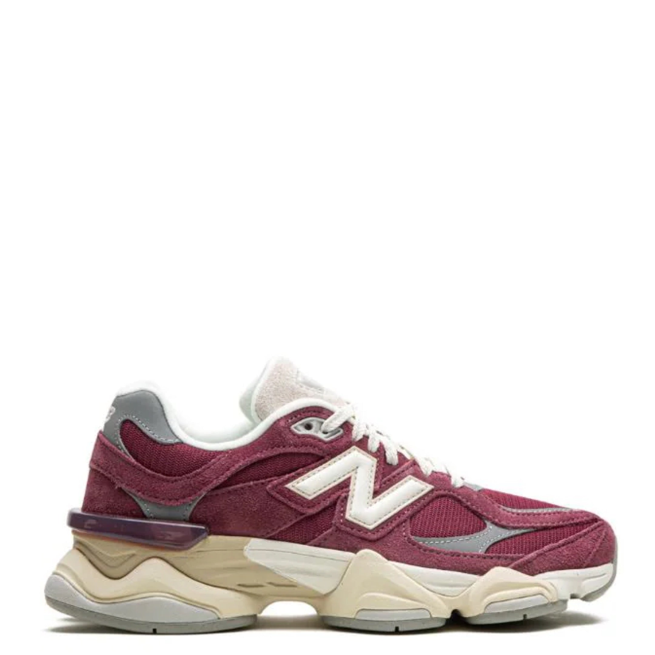 New Balance
9060 suede sneakers RED GREY