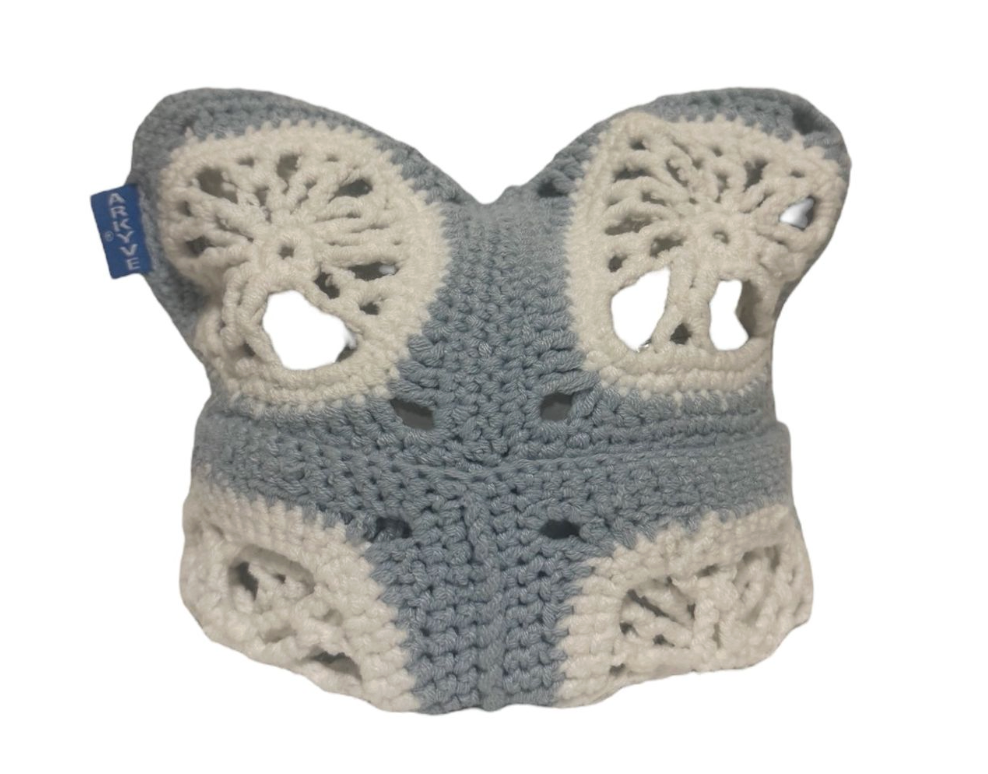 ARKYVE Frosted Tree Crochet Cat Hat