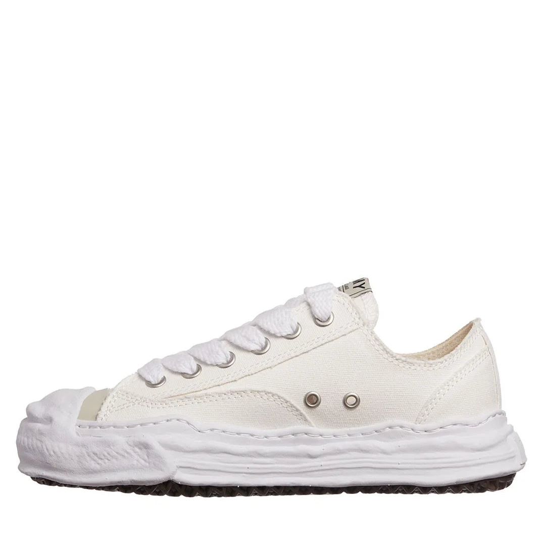 Maison MIHARA YASUHIRO Off-White 'Hank' OG Sole Canvas Low-Top Sneakers